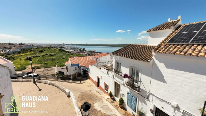 Foto 578b2be0-2199-4d2f-be3a-909116554689. Casa adossada a calle san sebastian 0 a Ayamonte ciudad Ayamonte