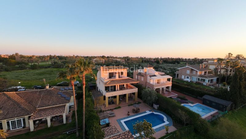 Foto 38f79322-2773-4308-9eee-c5ebe4eac5ad. Xalet a calle golf norte a-9 4 a Isla Canela Ayamonte