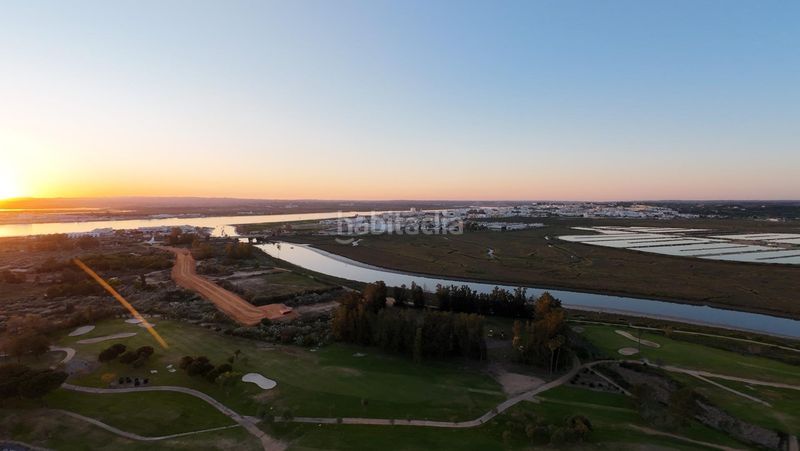 Foto c68d1b4a-87d3-4ec3-be2f-00034f967267. Xalet a calle golf norte a-9 4 a Isla Canela Ayamonte