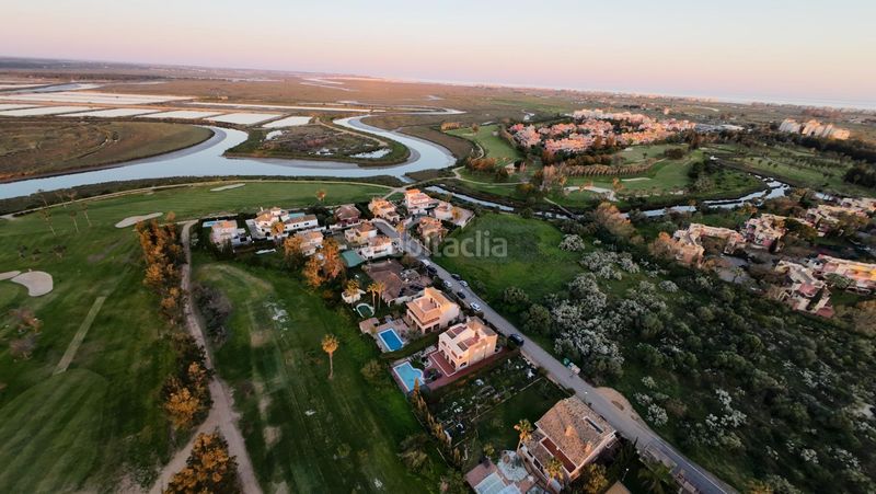 Foto d468c0ba-2851-4bf9-85e9-ffe228960f1d. Xalet a calle golf norte a-9 4 a Isla Canela Ayamonte