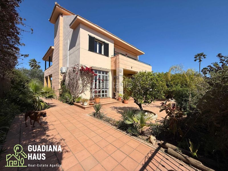 Foto d96e79ae-7f2f-46ef-b5ab-9ffed2458ee5. Xalet a calle golf norte a-9 4 a Isla Canela Ayamonte