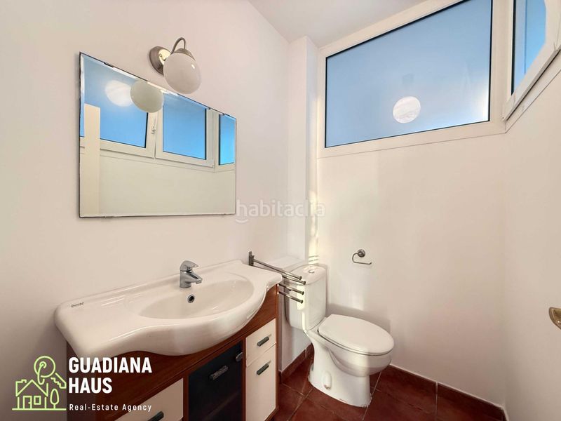 Foto fb9a3430-e354-489d-9f2e-af9c9b59a1f0. Casa adosada en calle mirador 6 en Ayamonte ciudad Ayamonte