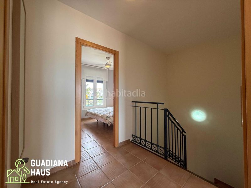 Foto 0d42965a-3240-4e88-98cb-a1fd009d2a35. Casa adossada a avenida rosalia de castro 5 a Costa Esuri Ayamonte