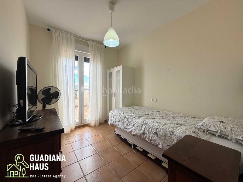 Foto 39e53506-a2a3-472f-95da-bd55ecf84141. Casa adossada a avenida rosalia de castro 5 a Costa Esuri Ayamonte