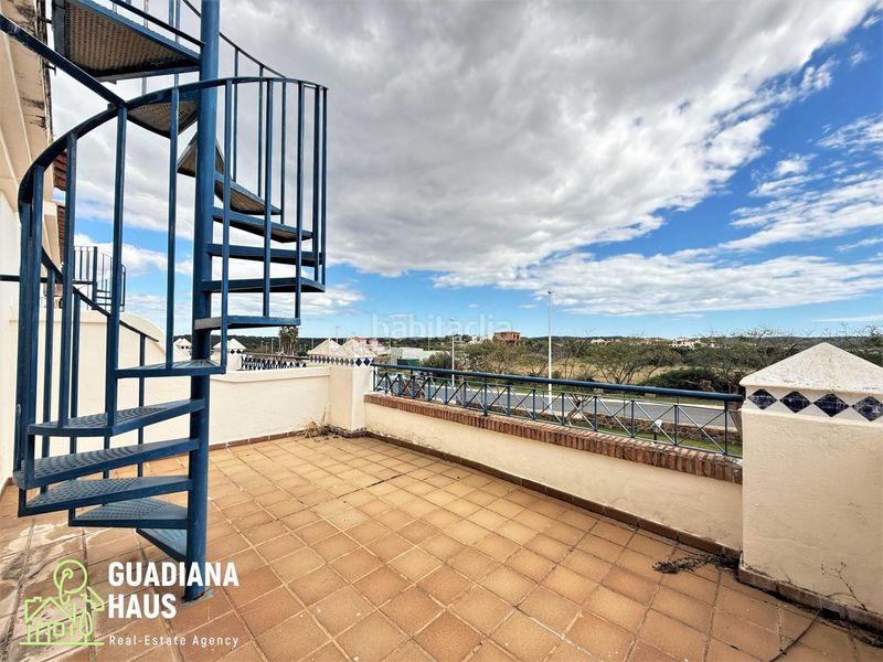 Foto 3fc00998-5440-4391-9c27-716082c10308. Casa adossada a avenida rosalia de castro 5 a Costa Esuri Ayamonte