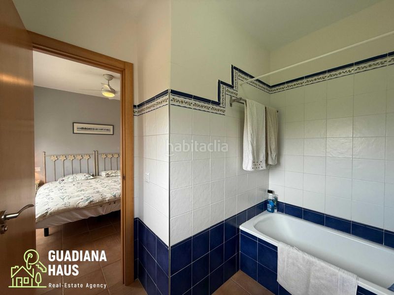 Foto 55cf8ee5-4e6b-4ff3-826a-d5320837ad07. Casa adossada a avenida rosalia de castro 5 a Costa Esuri Ayamonte