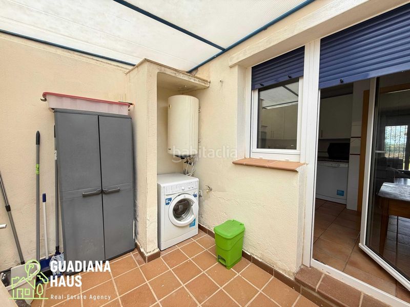 Foto 58ccb7d5-4642-4aab-a684-7676da304138. Casa adossada a avenida rosalia de castro 5 a Costa Esuri Ayamonte