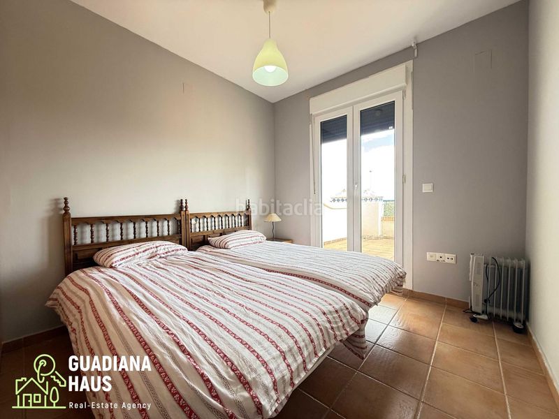 Foto 5f46ea9a-db60-437d-be13-df6af82fefa4. Casa adossada a avenida rosalia de castro 5 a Costa Esuri Ayamonte