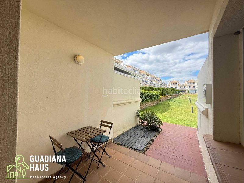 Foto e526cc46-0d73-4902-8fc9-ca428214f9a1. Casa adossada a avenida rosalia de castro 5 a Costa Esuri Ayamonte