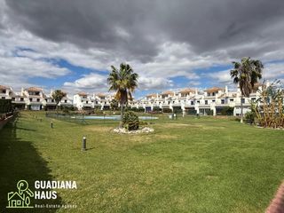 Semi detached house in Avenida rosalia de castro 5