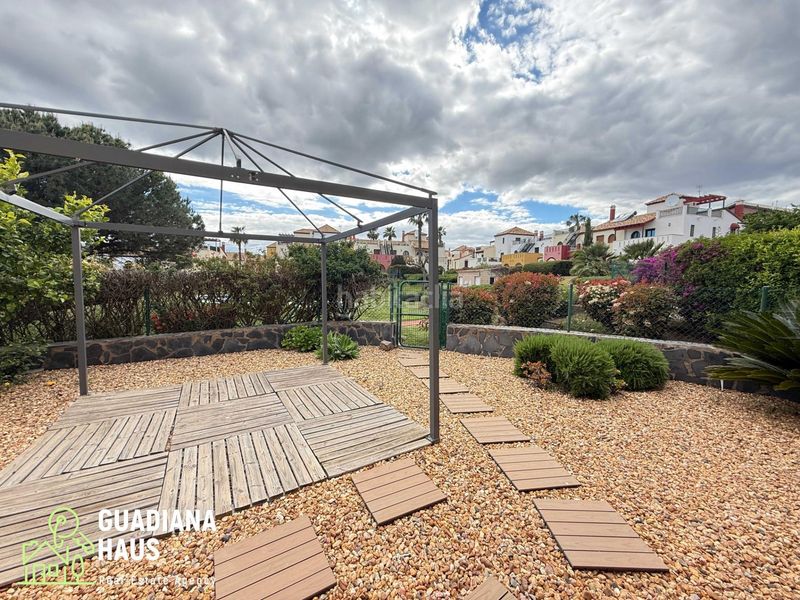 Foto 582900e5-abcf-401b-a087-0740700e199c. Casa adossada a calle miguel de unamuno 20 a Costa Esuri Ayamonte