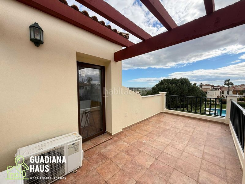 Foto b7fea0b8-0c9a-4734-b729-af562afab5af. Casa adossada a calle miguel de unamuno 20 a Costa Esuri Ayamonte