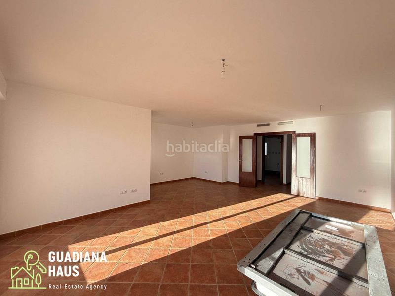 Foto e276ee5b-3d10-4015-ab38-e42debf681b2. Casa adossada a islas baleares 0 a Ayamonte ciudad Ayamonte