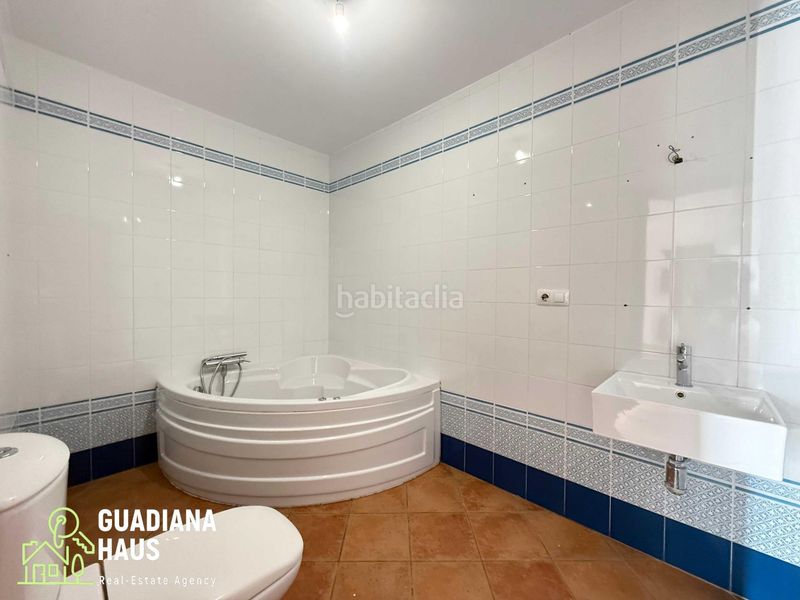 Foto f72b58ef-9309-4e77-92ad-eb8d9a821a35. Casa adossada a islas baleares 0 a Ayamonte ciudad Ayamonte