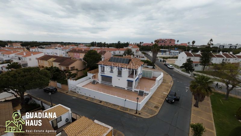 Foto 5cda07fa-50fa-4138-9377-67da67b3159c. Xalet amb aparcament piscina a Urbasur Islantilla