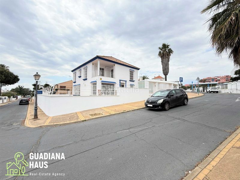 Foto 992b5487-ea5c-41f1-bd50-5ce6aab778b8. Xalet amb aparcament piscina a Urbasur Islantilla