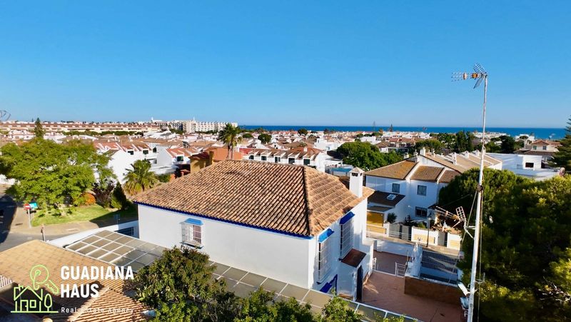 Foto dfd5c795-035d-4b97-81f4-b17380d75b6a. Xalet amb aparcament piscina a Urbasur Islantilla