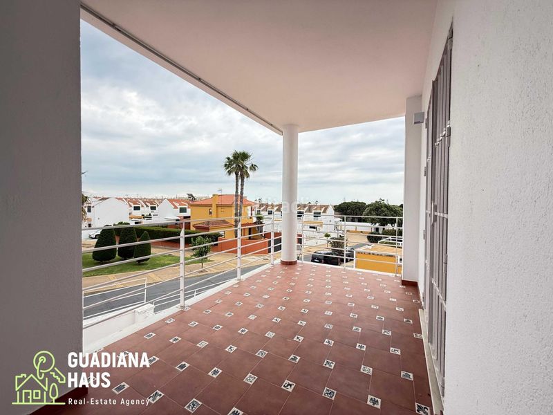 Foto f17e4082-4513-47de-acfa-c33b73d70da0. Xalet amb aparcament piscina a Urbasur Islantilla