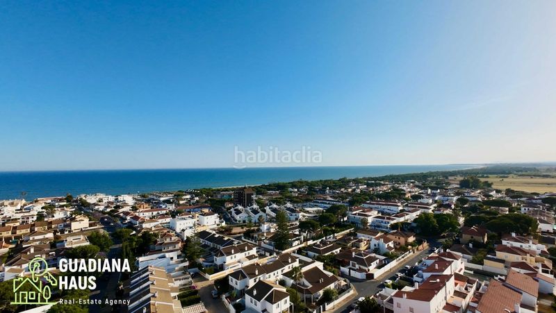 Foto faade8cd-cbb0-490a-bfef-f0747e67473a. Xalet amb aparcament piscina a Urbasur Islantilla