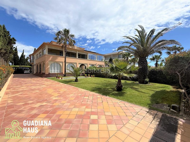 Foto 11ce9c42-507b-4a4d-8588-5e8e0a894ba7. Casa aparellada a avenida gavilanes de los 67 a Isla Canela Ayamonte