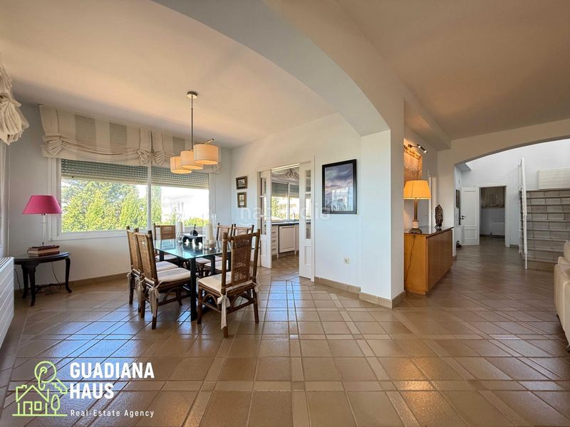 Foto 4086da0e-543e-4657-b223-0f64d0a51e63. Casa aparellada a avenida gavilanes de los 67 a Isla Canela Ayamonte