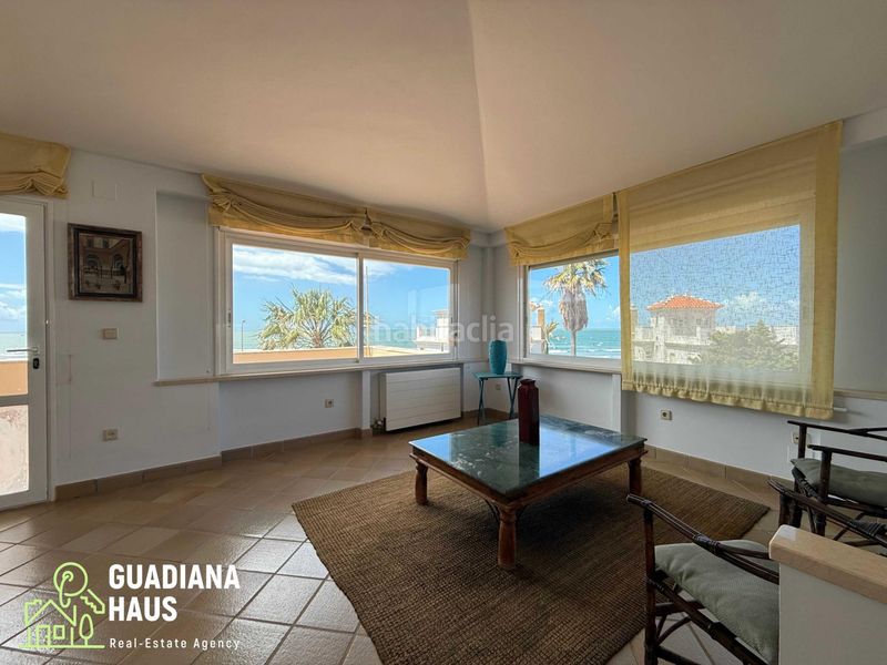Foto a993f167-2718-4128-baea-a72639a68236. Casa aparellada a avenida gavilanes de los 67 a Isla Canela Ayamonte