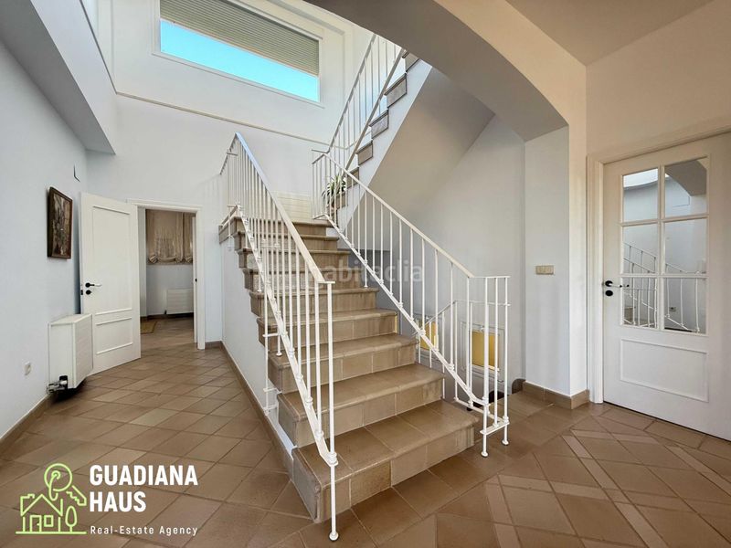 Foto c9c48c6a-a5cf-4b25-95c7-60ac7a1498d5. Casa aparellada a avenida gavilanes de los 67 a Isla Canela Ayamonte
