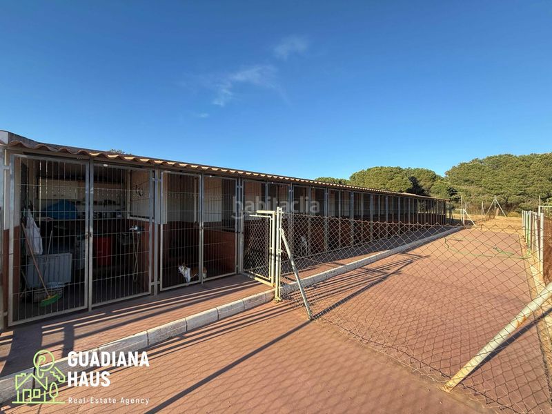 Foto b0755fcf-5eac-40c2-96e2-28524f52c793. Masia amb aparcament a Lepe