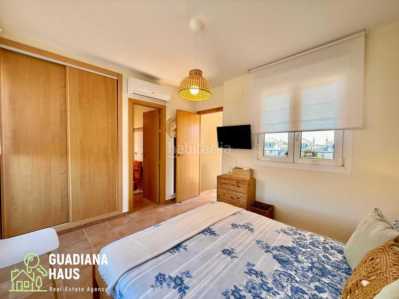 Foto 0111e7f8-e905-4e16-b3a8-13074f4b8129. Casa adossada a avenida rosalia de castro 5 a Costa Esuri Ayamonte