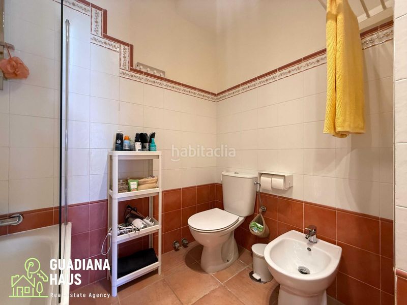 Foto 3bef7319-0856-4b93-8a32-8cc6cb3c79f2. Casa adossada a avenida rosalia de castro 5 a Costa Esuri Ayamonte
