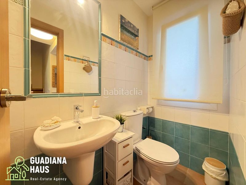 Foto 4a5562de-7a2d-4995-842d-886483f06815. Casa adossada a avenida rosalia de castro 5 a Costa Esuri Ayamonte