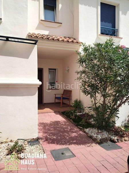 Foto 5c9a4aca-7701-4295-859b-6db9c2a986eb. Casa adossada a avenida rosalia de castro 5 a Costa Esuri Ayamonte