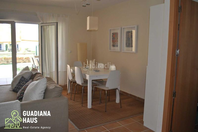 Foto a1106a00-f172-4c47-b1cc-a55334a76ba9. Casa adossada a avenida rosalia de castro 5 a Costa Esuri Ayamonte