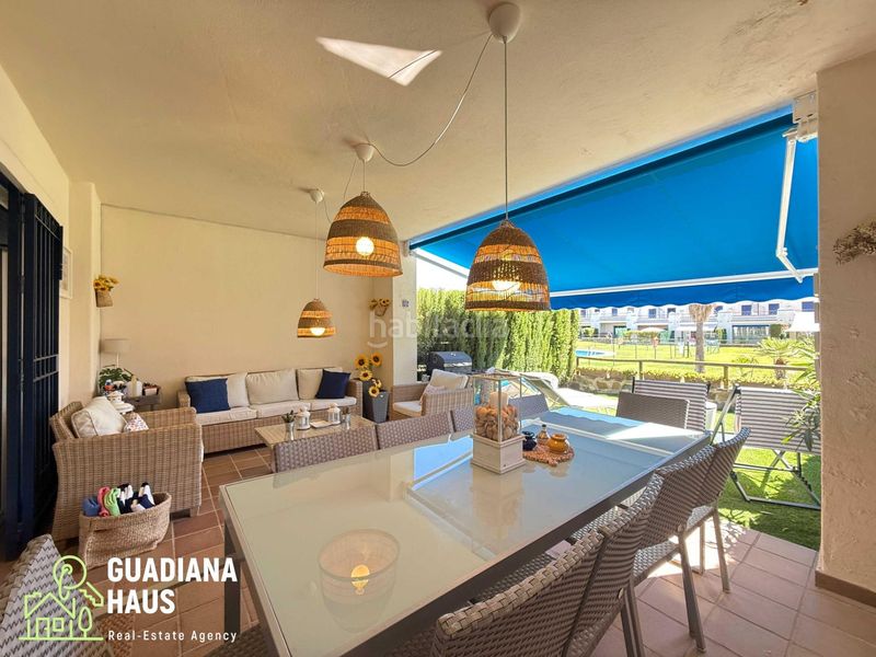 Foto a16e9d03-f547-4523-af64-ce5663111dbb. Casa adossada a avenida rosalia de castro 5 a Costa Esuri Ayamonte