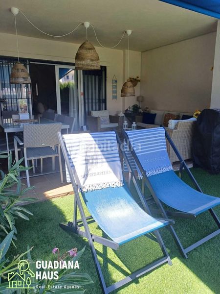 Foto e50c51db-f7ff-4f0f-a019-4eee22bc4419. Casa adossada a avenida rosalia de castro 5 a Costa Esuri Ayamonte