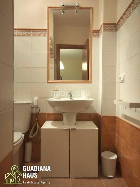 Foto f2fec80b-e275-4a3b-9bcb-f04cbb982f20. Casa adossada a avenida rosalia de castro 5 a Costa Esuri Ayamonte