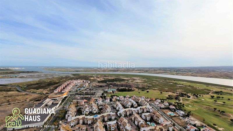 Foto d45de9f1-29e2-4765-a42a-b8790d7337d5. Dúplex en avenida avenida juan pablo ii 1 en Costa Esuri Ayamonte