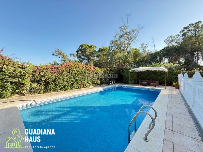 Foto 27ec8438-256a-4044-bd79-7a4edb99ba24. Chalet in palmeritas las 1 in Isla Cristina