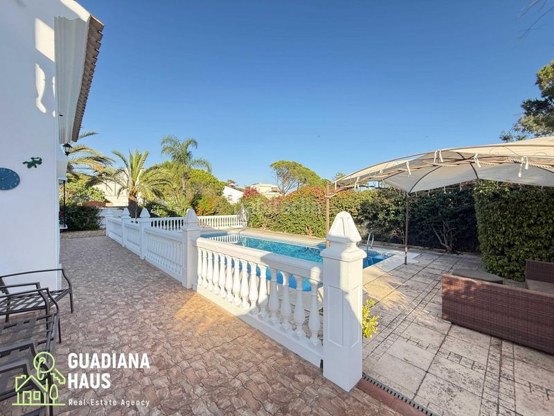 Foto 77cf8506-cf9c-4bcf-aed4-d43673ec12b6. Chalet in palmeritas las 1 in Isla Cristina