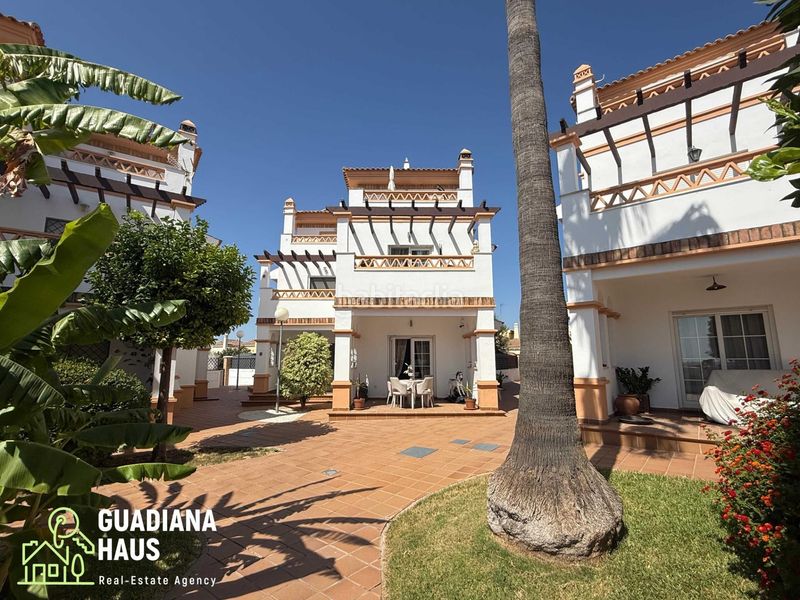 Foto ad6a2f7a-7b44-428e-b19b-d880b22eb0aa. Casa aparellada a sauces de los 44 a Ayamonte ciudad Ayamonte