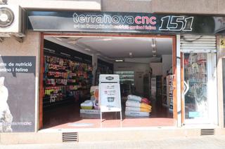 Local Comercial  Carrer de sants. ¡oportunidad única en rambla badal con calle sants!