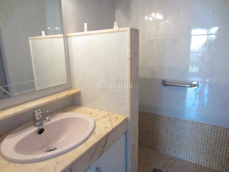 Foto 7a70b8f8-a872-4339-8a88-68b4fc3746ab. Pis amb xemeneia calefacció aparcament a Putget - Farró Barcelona