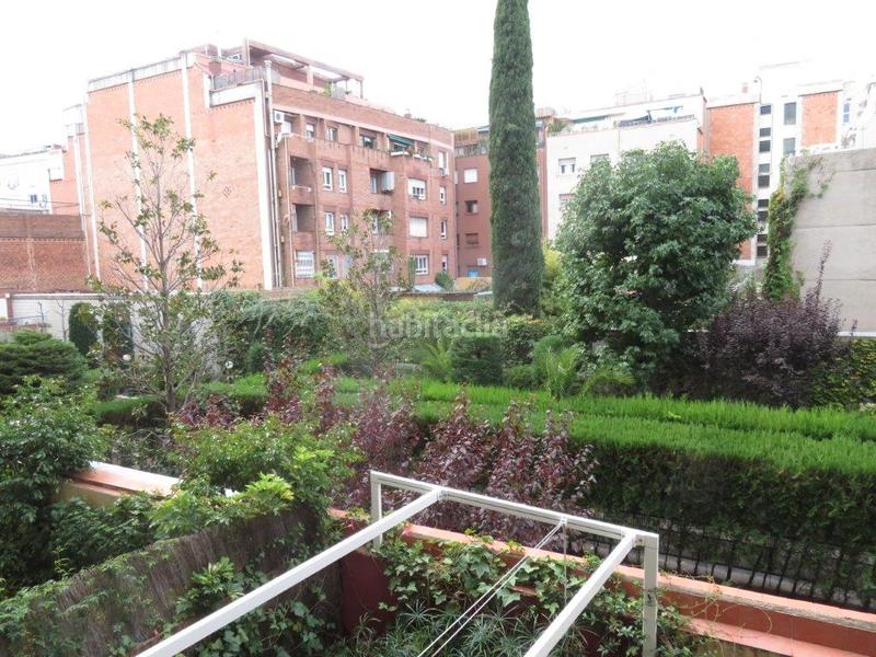 Foto 9f18d0e7-6797-4dd5-b93c-b13b09ed36b5. Pis amb xemeneia calefacció aparcament a Putget - Farró Barcelona