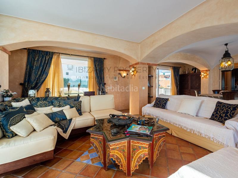 Foto 2894e3ea-5cc9-44fb-8fd5-fe7d3e396c19. Ático prestigioso ático dúplex en venta en dalt vila en Ibiza