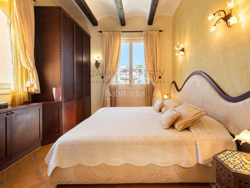 Foto 7744e69a-8041-49ee-a7dd-15bd2d02c479. Ático prestigioso ático dúplex en venta en dalt vila en Ibiza