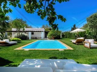 Rent Chalet  N/a. Preciosa finca disponible en la zona de sa caleta.