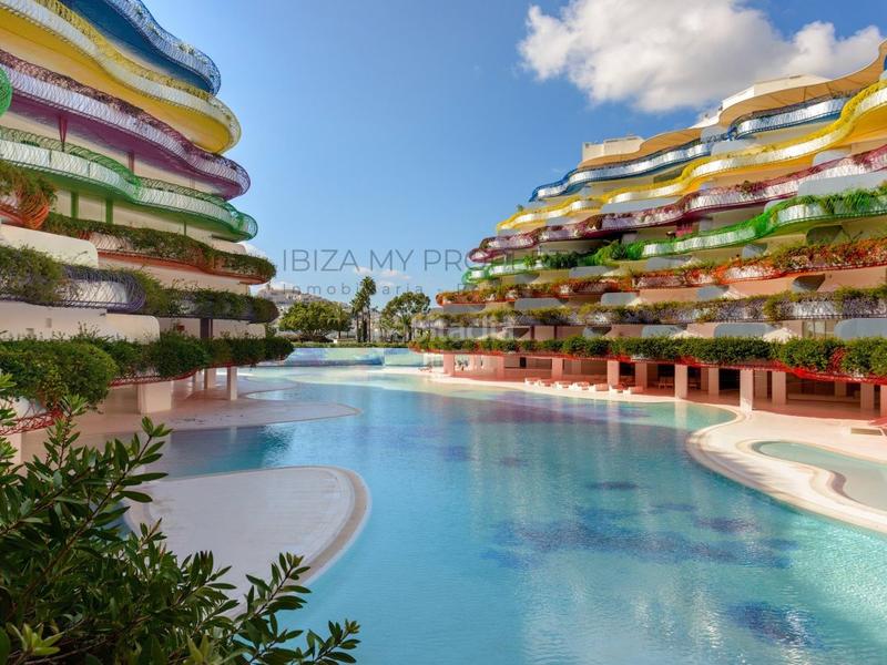Foto 211f2aa4-b673-48ca-909a-248b721c5245. Lloguer apartament amb aparcament piscina a Marina Botafoc-Talamanca Ibiza