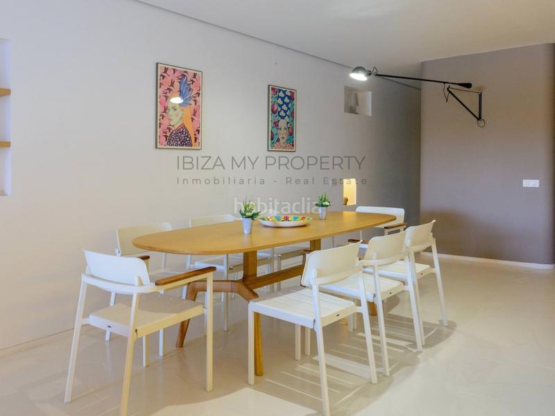 Foto 7d5b2423-a872-4e64-be3a-48a477dfab9b. Lloguer apartament amb aparcament piscina a Marina Botafoc-Talamanca Ibiza