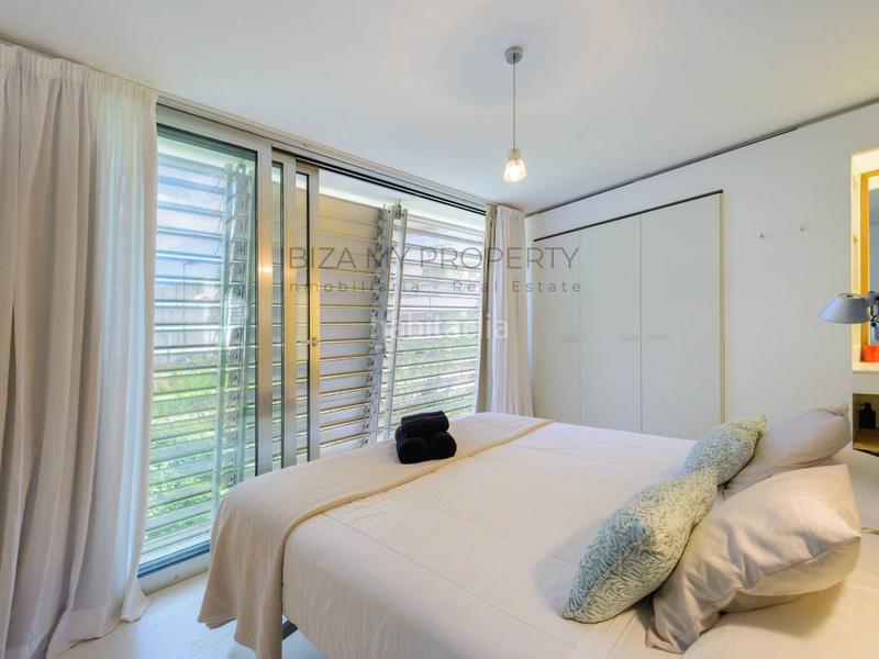 Foto 92f2c755-0e49-43b0-af00-39000340e63d. Miete appartement mit parking pool in Marina Botafoc-Talamanca Ibiza
