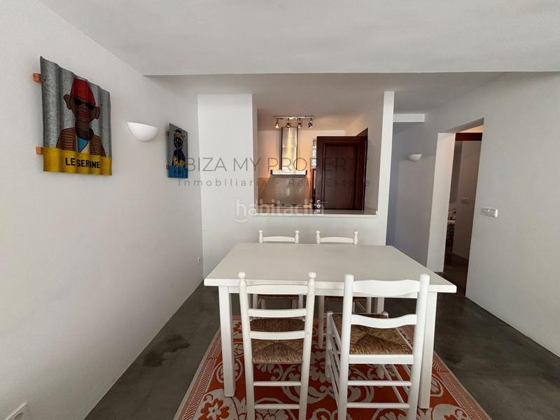 Foto 1c15fb5f-feb5-463b-8adb-a2d82c38974c. Lloguer apartament amb aparcament a Cala Vedella-Cala Tarida Sant Josep de sa Talaia